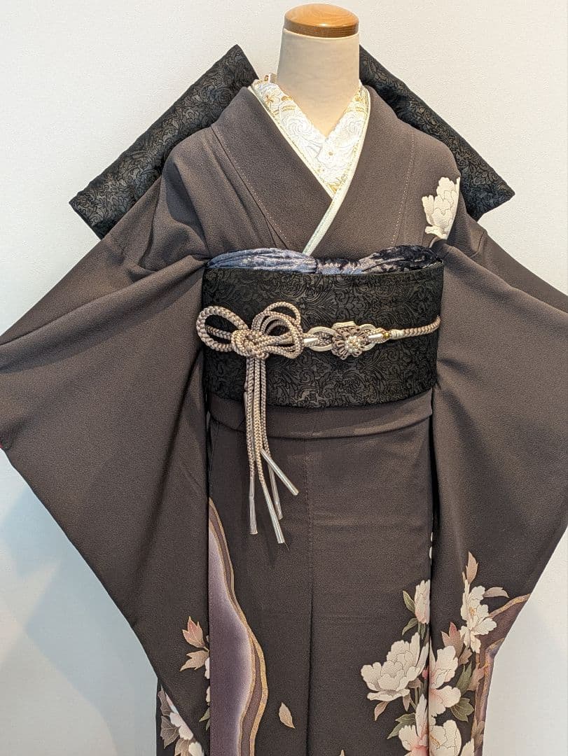 振袖フルセット 身丈152裄63.5 チャコールグレー 黒 金彩 成人式 逸品