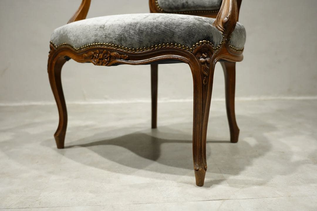 フランスアンティーク　louis xvi チェア　アーム　椅子
