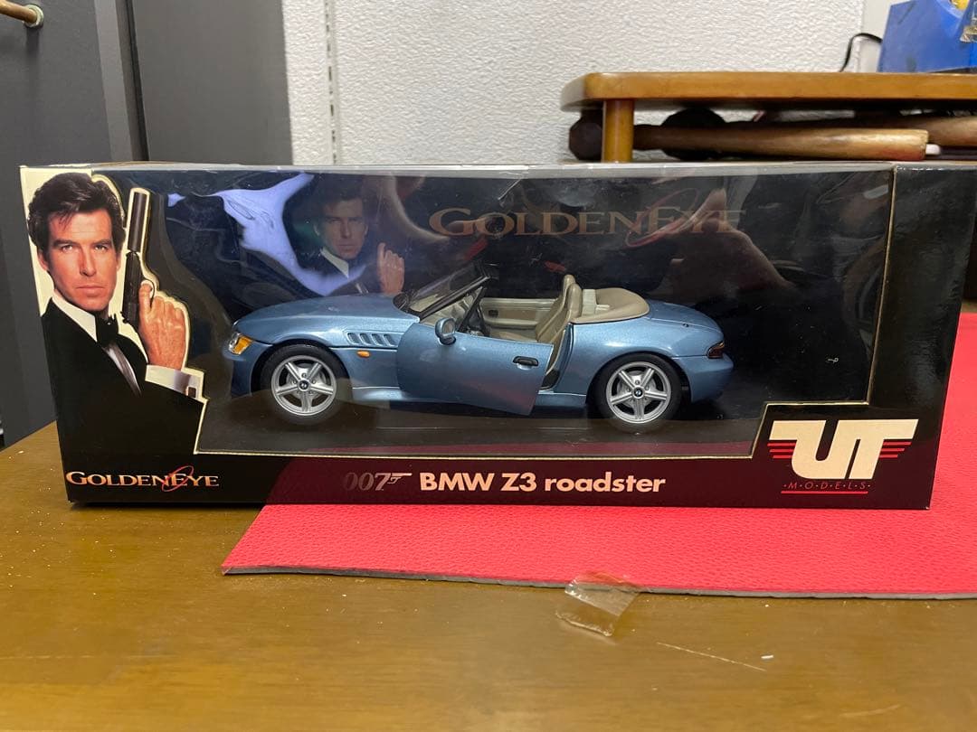 007ゴールデンアイ　BMW Z3 ロードスター
