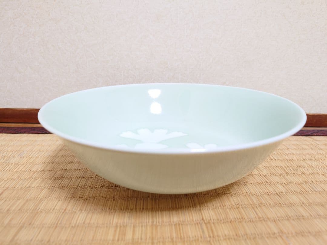 人間国宝 井上萬二  青白磁公孫樹文 菓子鉢 鉢  1枚 共箱