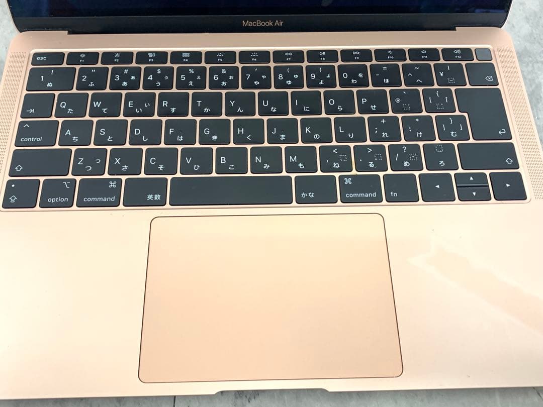 ＄【ジャンク/起動不可】MacBook Air 13インチ　A1932 ゴールド