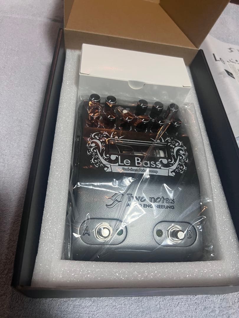 TWO NOTES Le Bass 2CH真空管ベース・プリアンプ