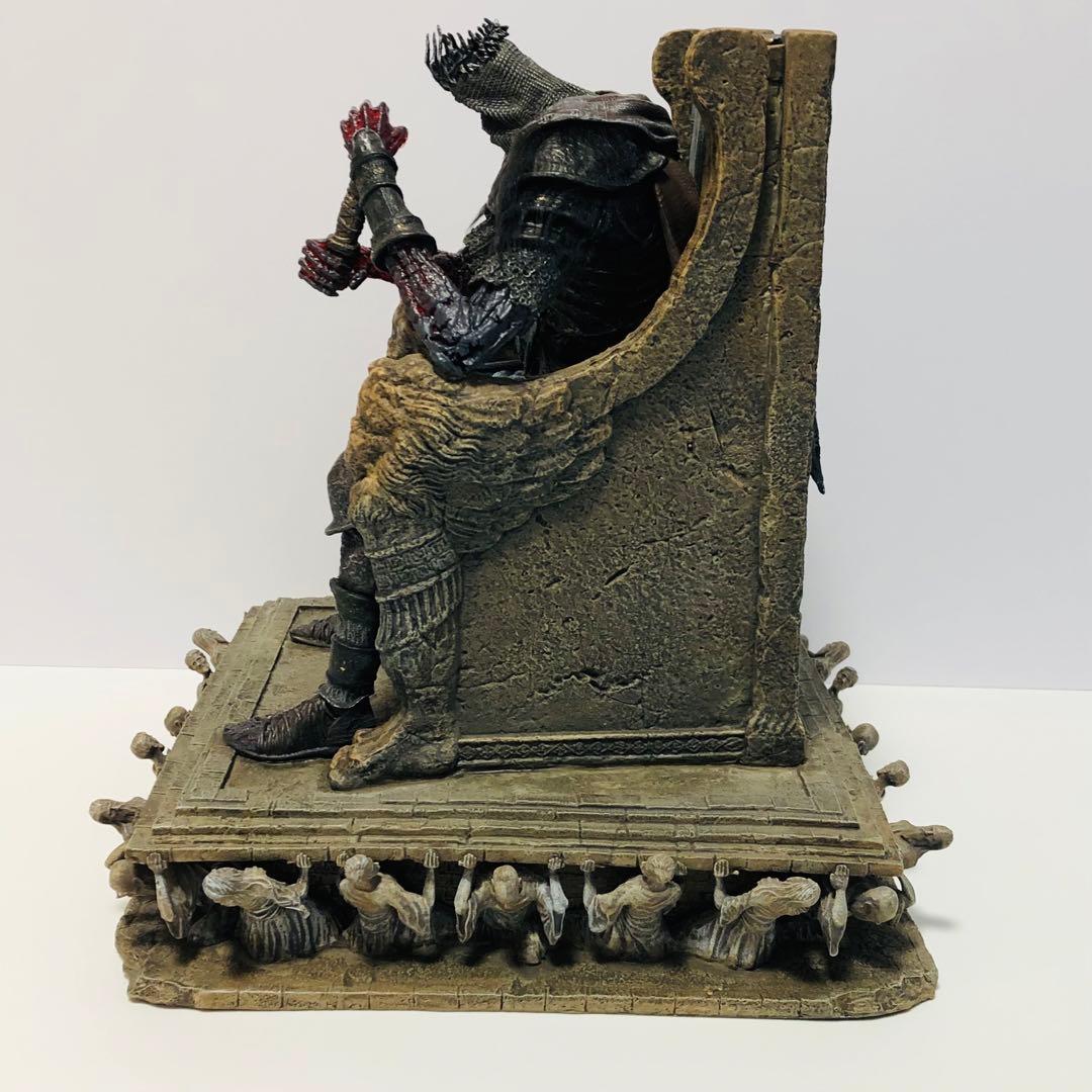 PUREARTS ダークソウル3 薪の王 巨人ヨーム 1/18スタチュー