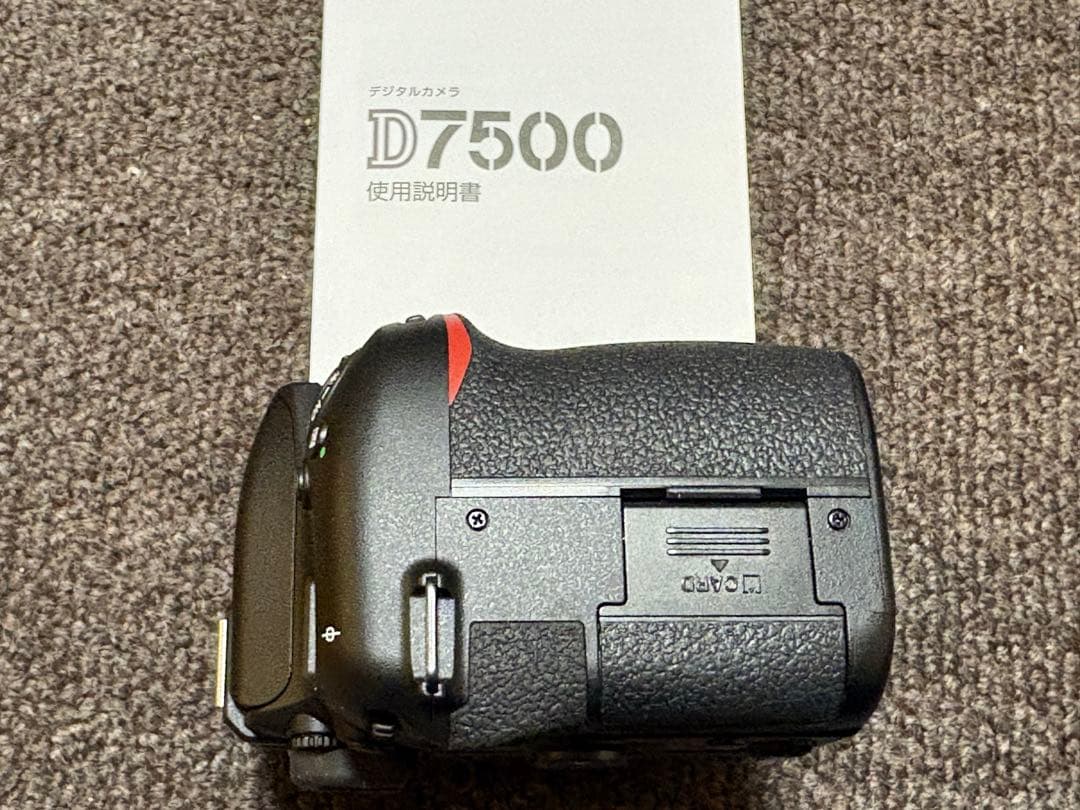 Nikon D7500 デジタル一眼レフカメラ　美品
