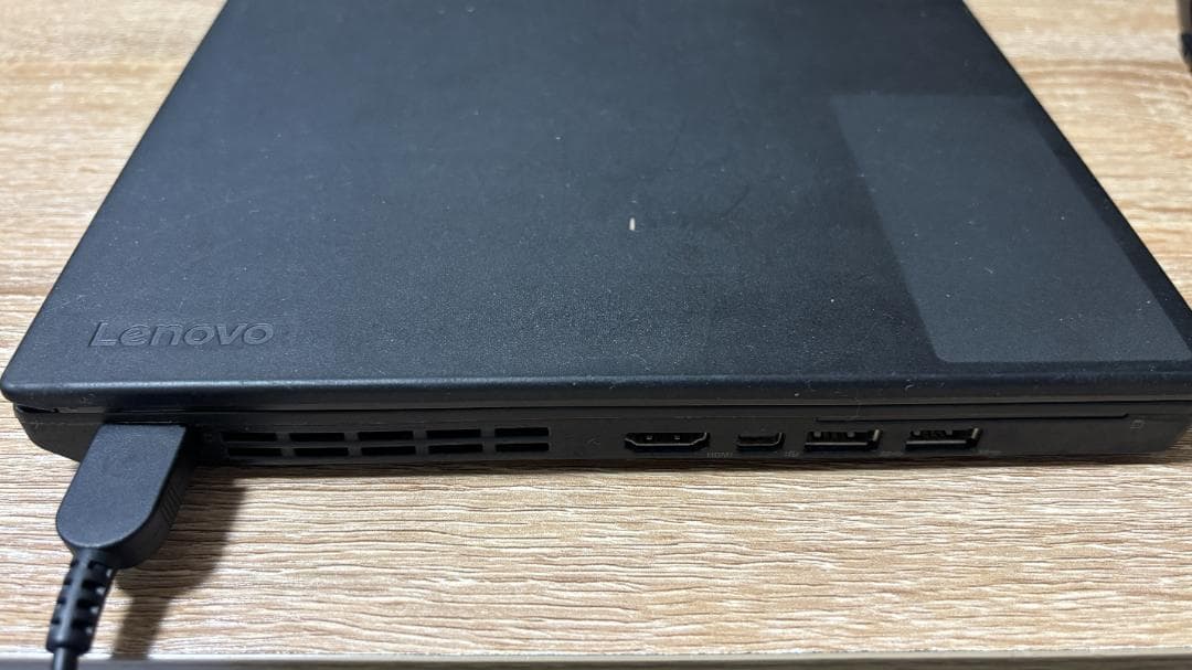 【中古】Lenovo X260 i7/16GB/SSD500GB 起動確認済