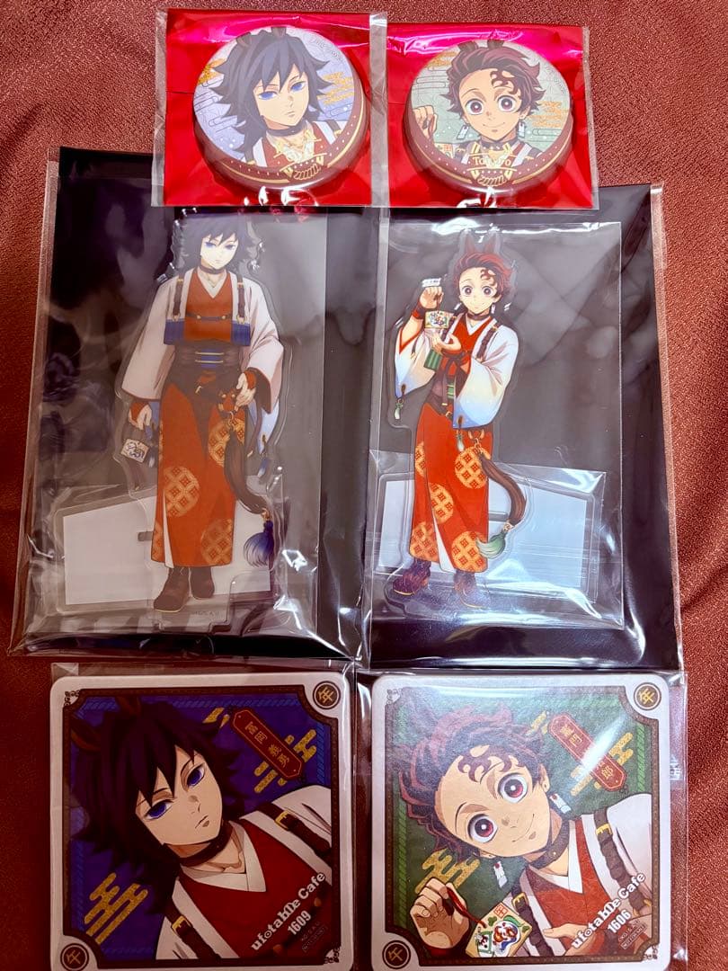 鬼滅の刃　冨岡義勇　竈門炭治郎　午年　アクスタ　コースター　缶バッジ