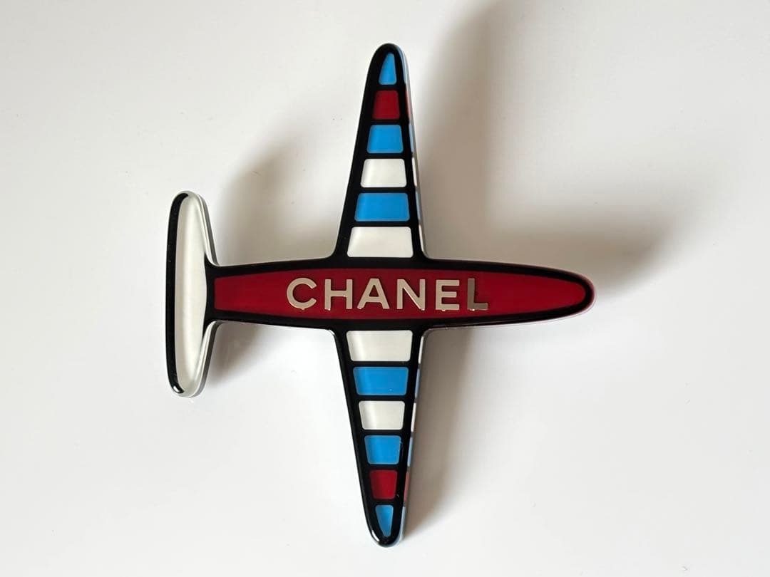 CHANEL シャネル エアライン レジンブローチ　1回着用【極美品】