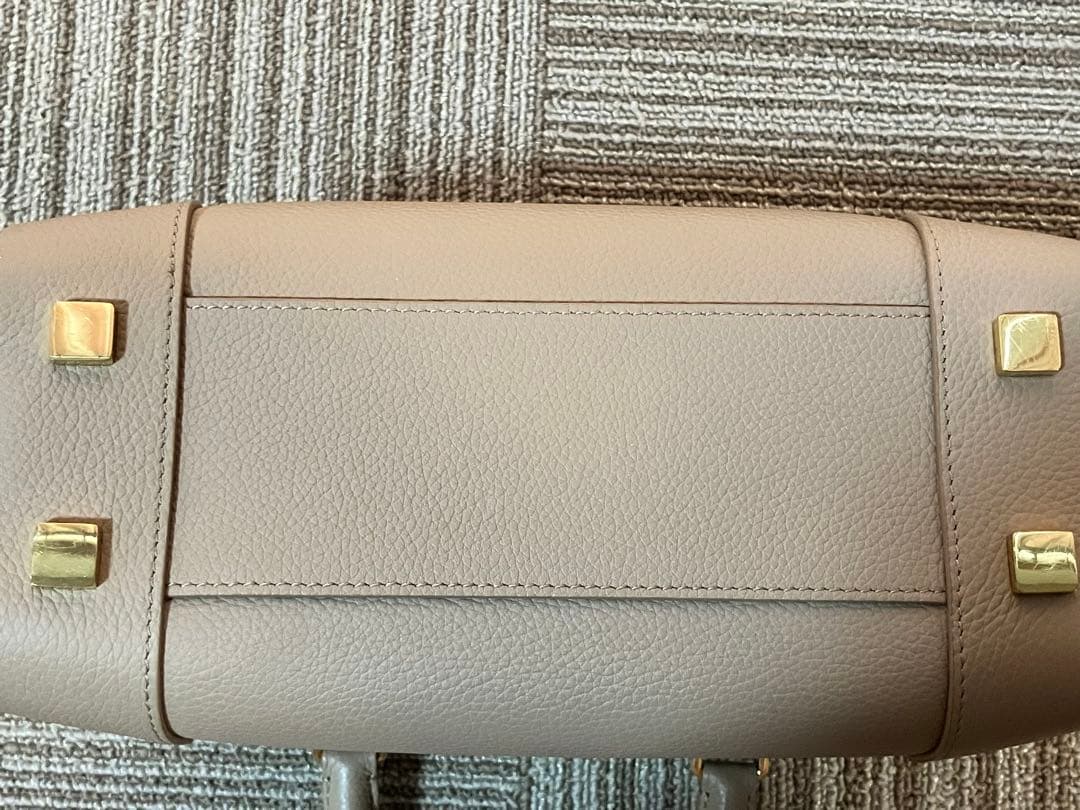 LOEWE アマソナ23 サンド