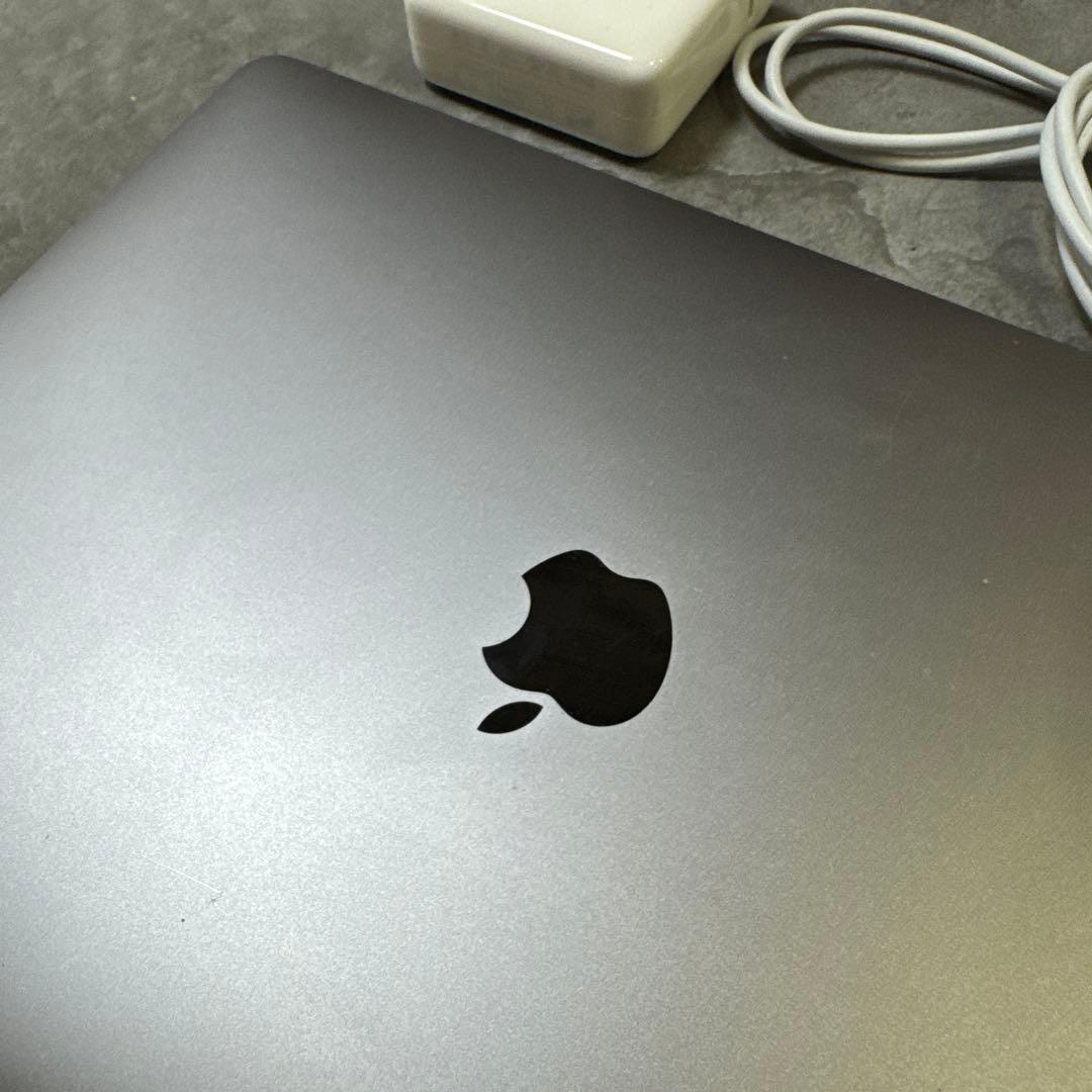 MacBook Pro 13インチ 2018 i5 8GB 256GB