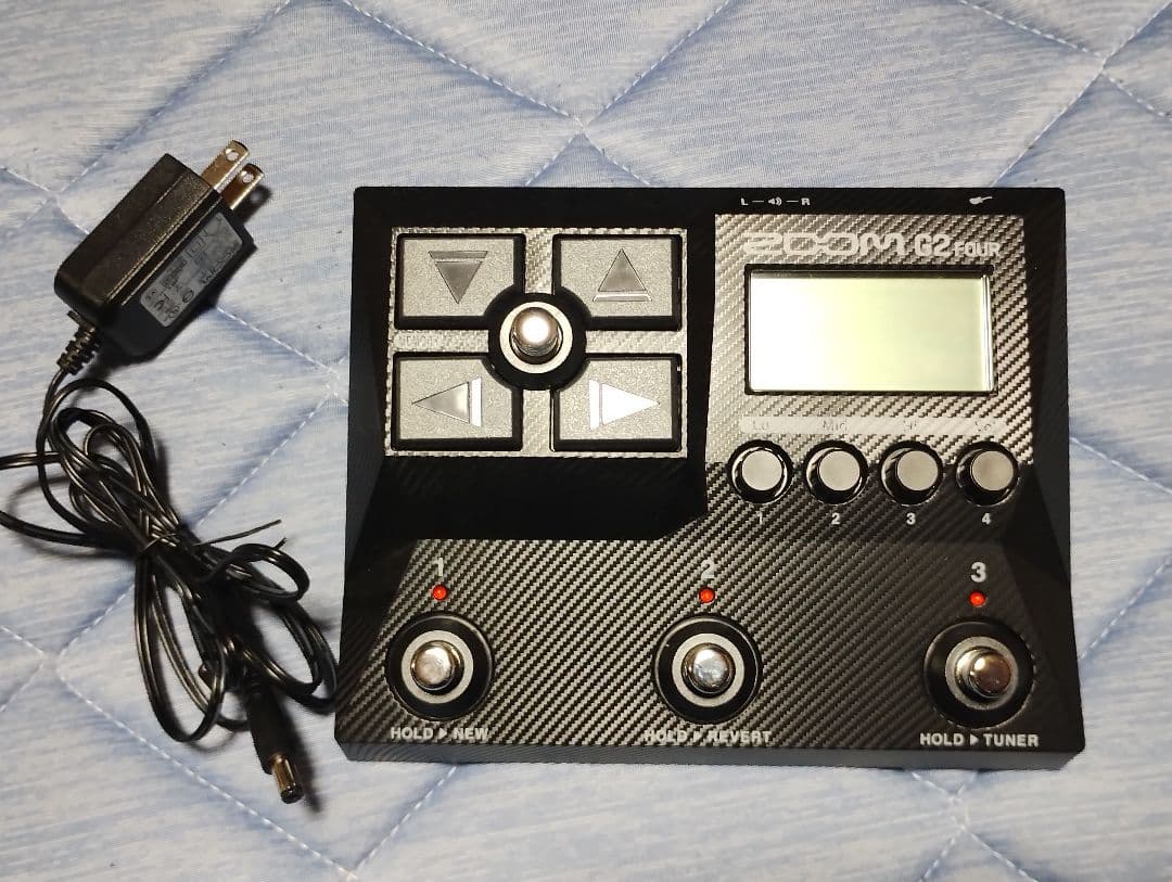 ZOOM G2 FOUR ギター マルチエフェクター