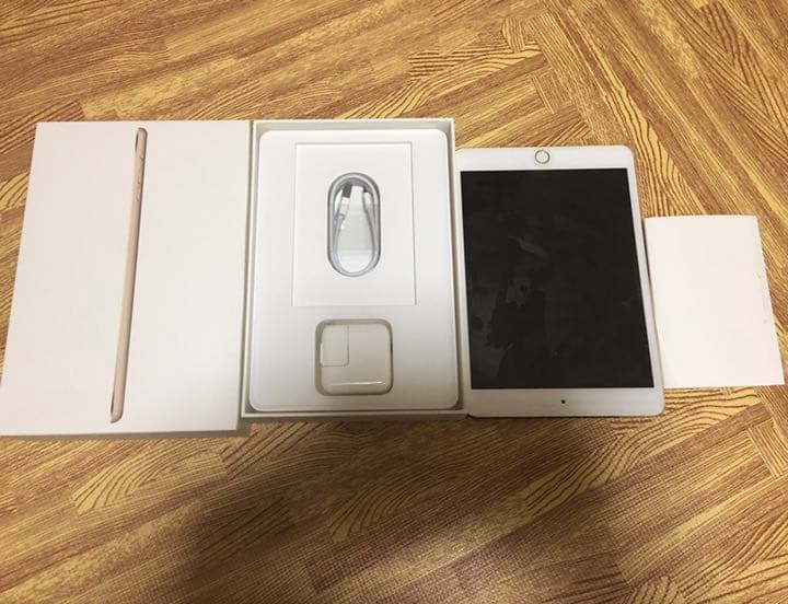 ジャンク　Apple iPad mini3 128GB Wi-Fi モデル