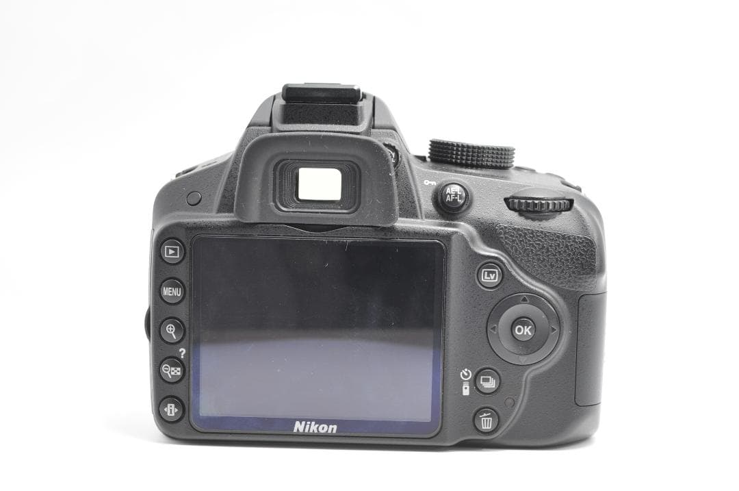 ✨美品 箱付✨Nikon D3200 ボディ デジタル一眼レフカメラ