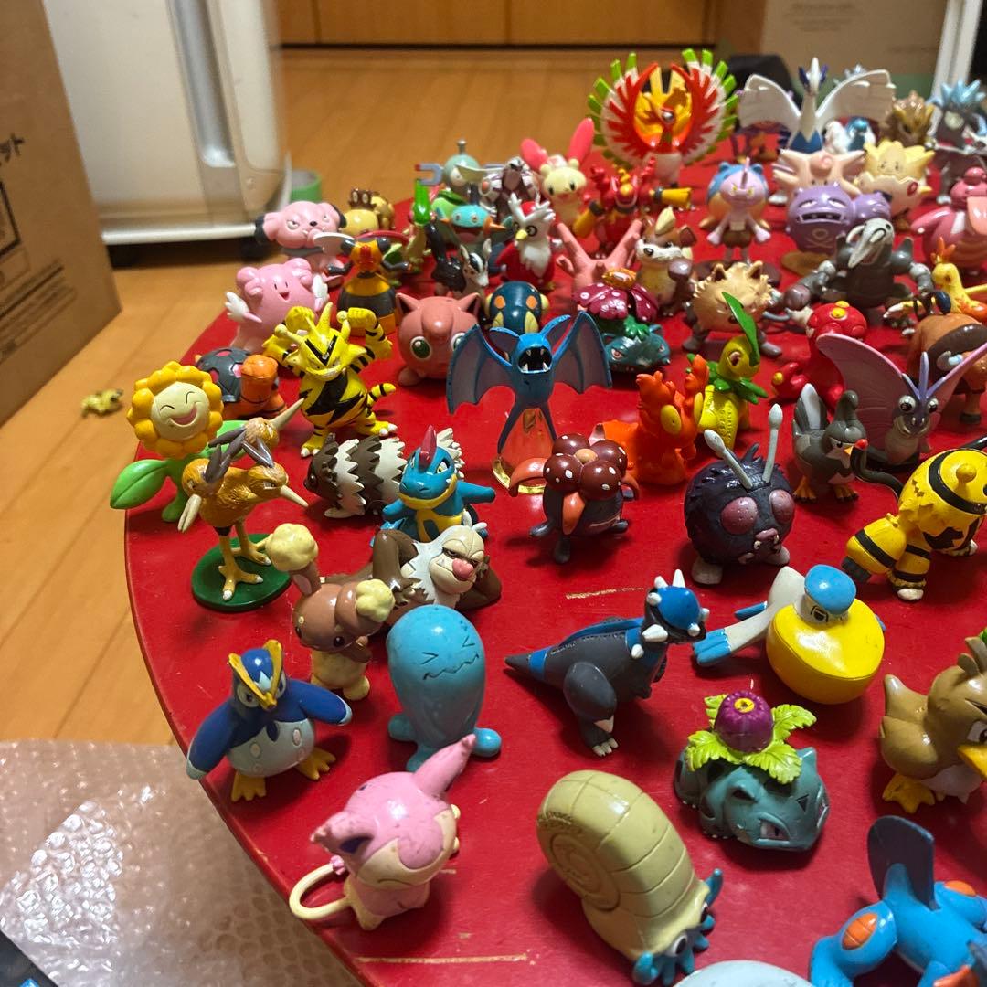 k*必様 モンコレ　まとめ売り　　100体以上　ポケットモンスター