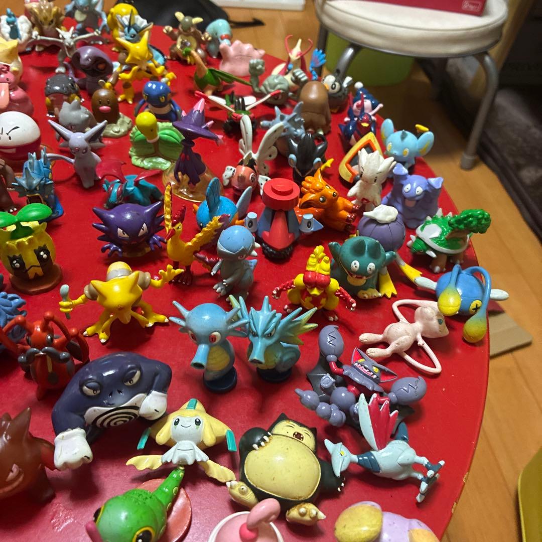 k*必様 モンコレ　まとめ売り　　100体以上　ポケットモンスター