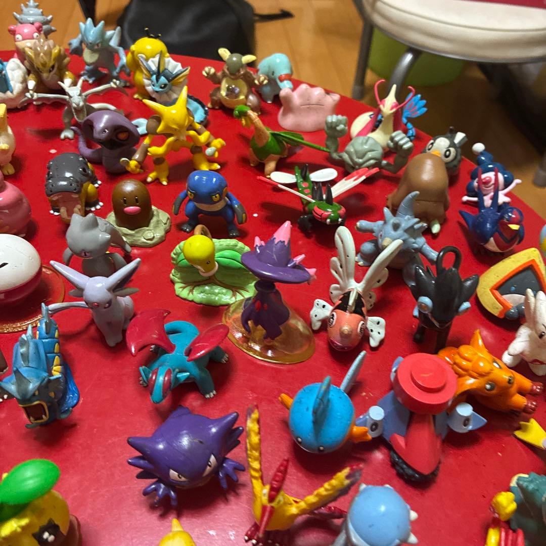 k*必様 モンコレ　まとめ売り　　100体以上　ポケットモンスター