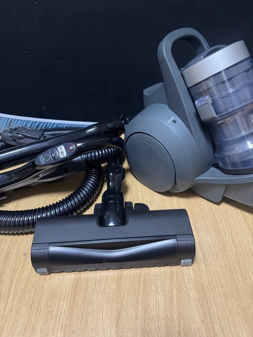 美品　Panasonic MC-SR43K サイクロン式キャニスター　掃除機
