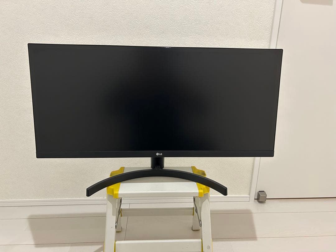 LG ウルトラワイドモニター　29wl500-b　2023年製