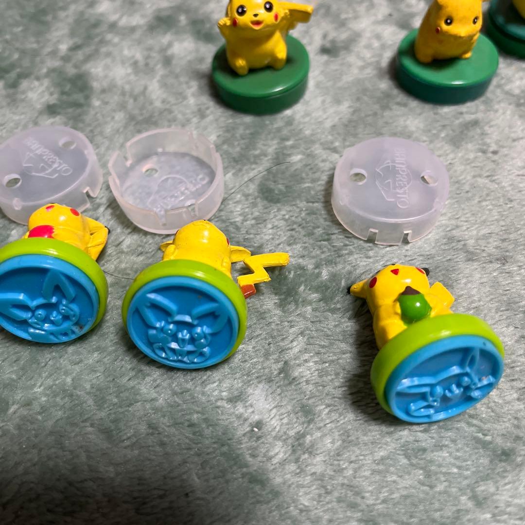 ポケモンピカチュウレトロレアスタンプフィギュア