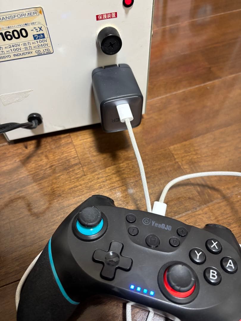 NISSYO 変圧器 1600W AC100V⇆AC240V