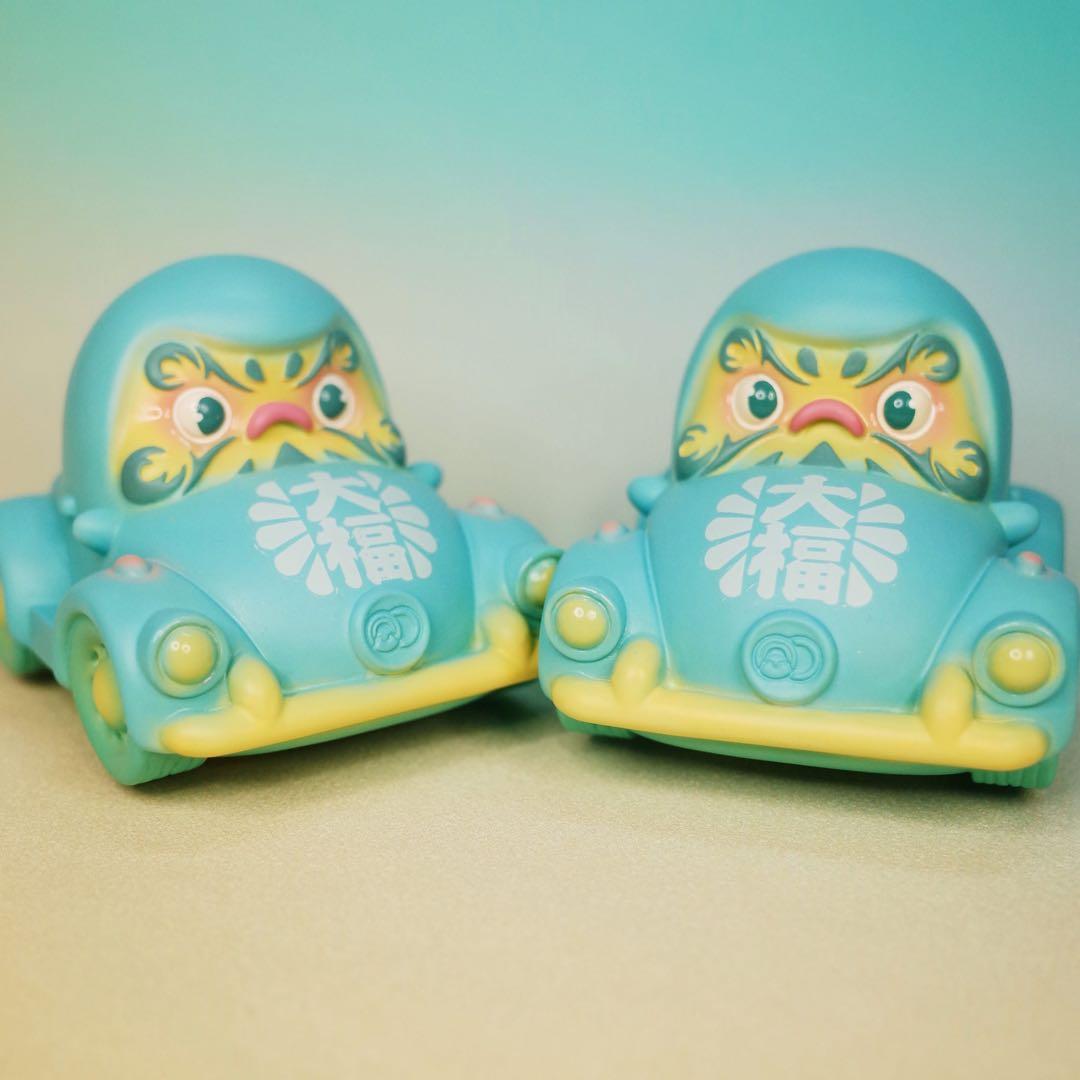 リターンカー・達磨　ダルマ　プルバック　福　開運　ソフビ　フィギュア　おもちゃ