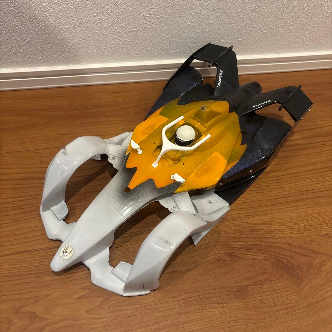 タミヤ　TC-01シャーシ　FormulaEボディ付