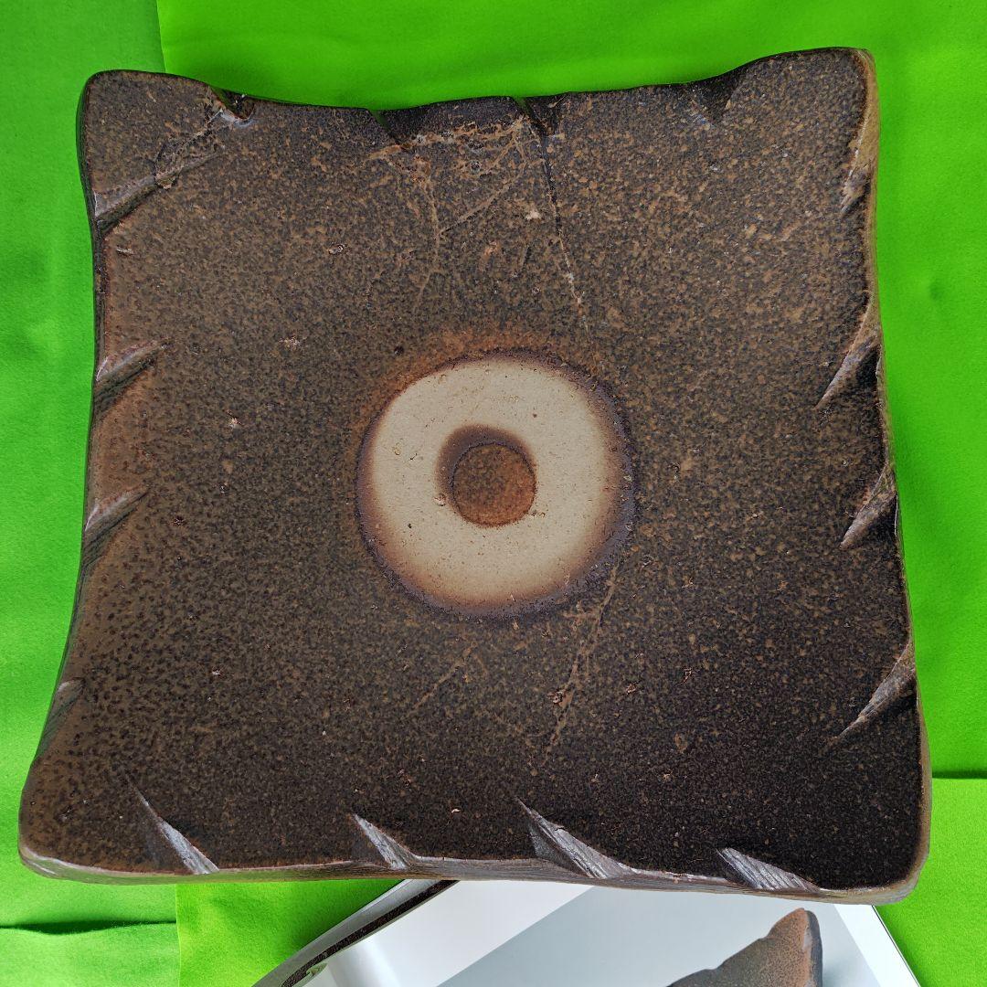 大名品。黒備前大角皿、人間国宝伊勢崎淳 図録作品記載付、日本橋三越人間国宝個展