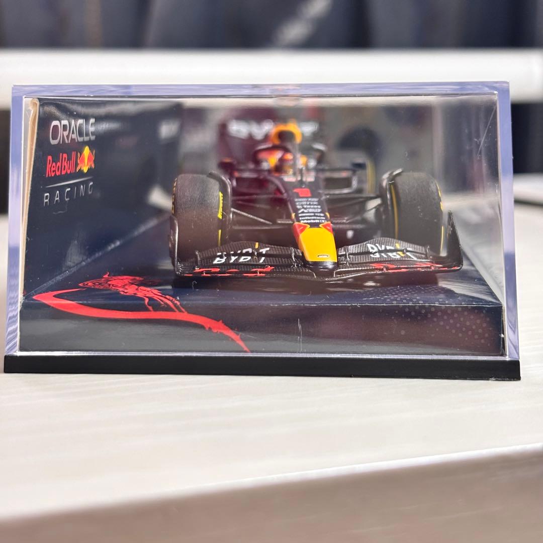 ミニチャンプス 1/43 レッドブル　RB18 2022 F1 マイアミGP