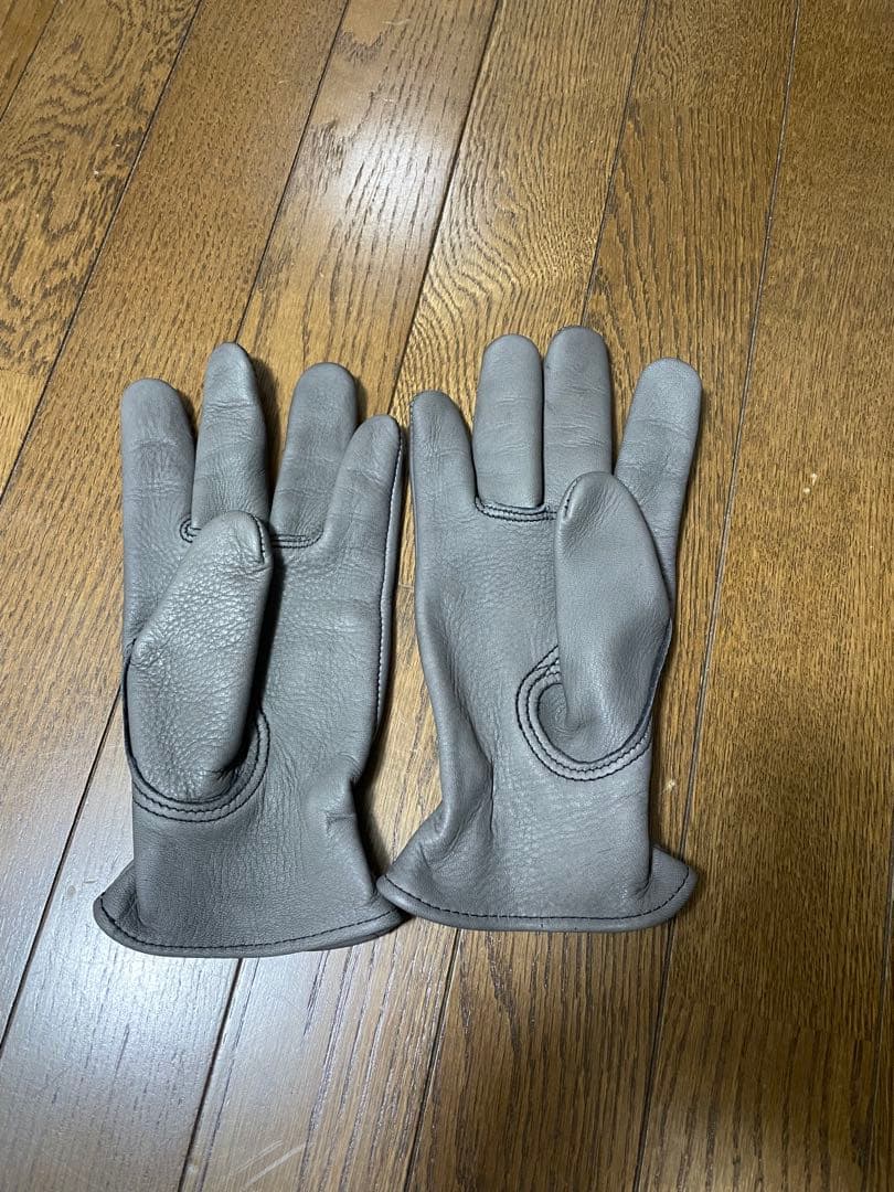 CHURCHILL グレー レザー手袋 Mサイズ　チャーチル　美品