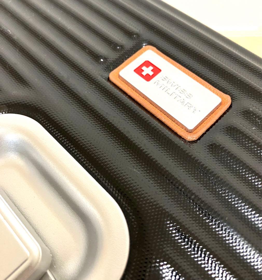 大容量105L TSAダブルロック 送料無料 スイスミリタリー プレミアム