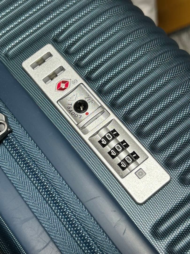 スイス ミリタリー スーツケース 38.5L 機内持ち込みサイズ SM-C920