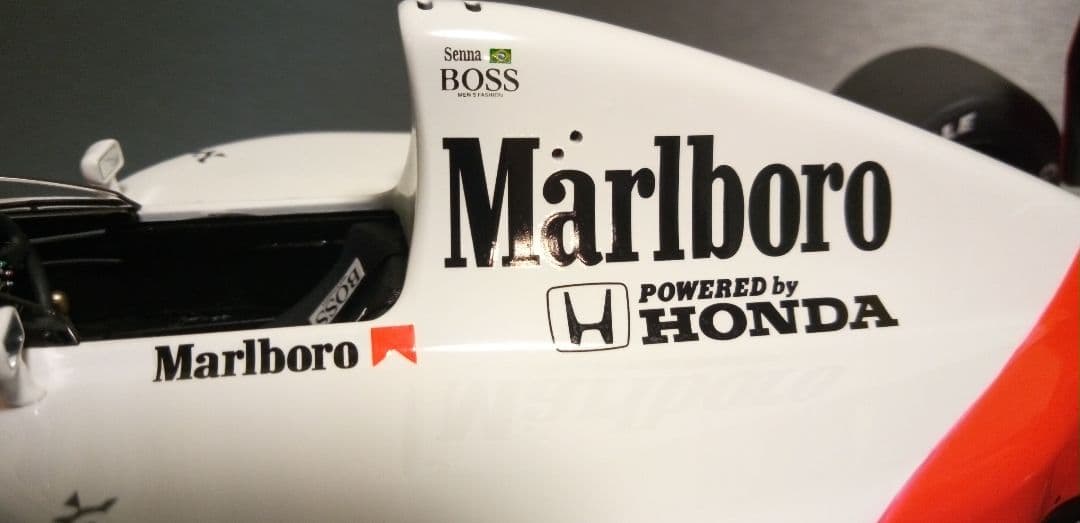 オートアート 1/18 マクラーレン MP4/6 A.セナ ミニチャンプス