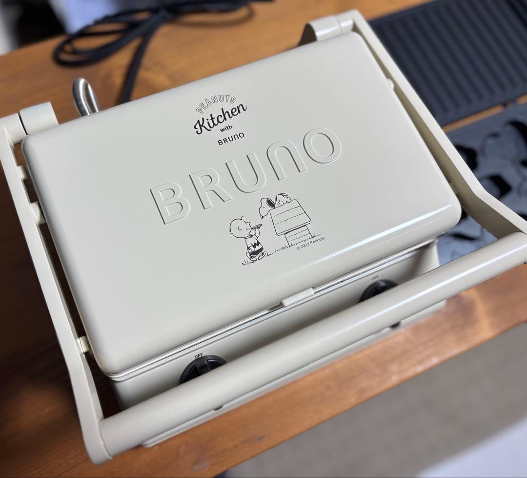グリルサンドメーカーダブル　PEANUTS BRUNO