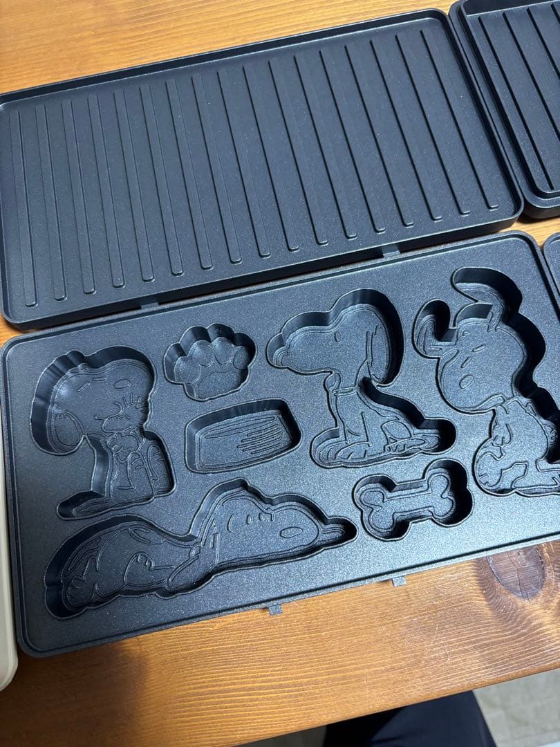 グリルサンドメーカーダブル　PEANUTS BRUNO