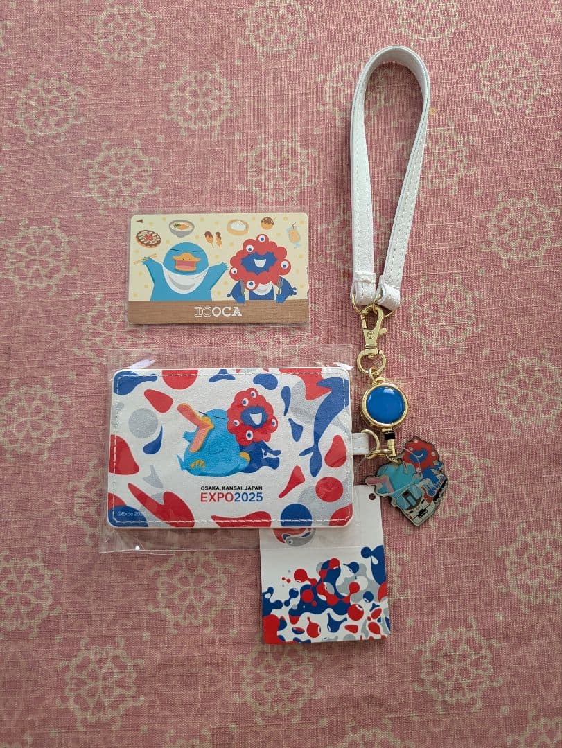 1/3まで年末年始セール カワイイミャクミャクICOCAカード＆合皮ケース