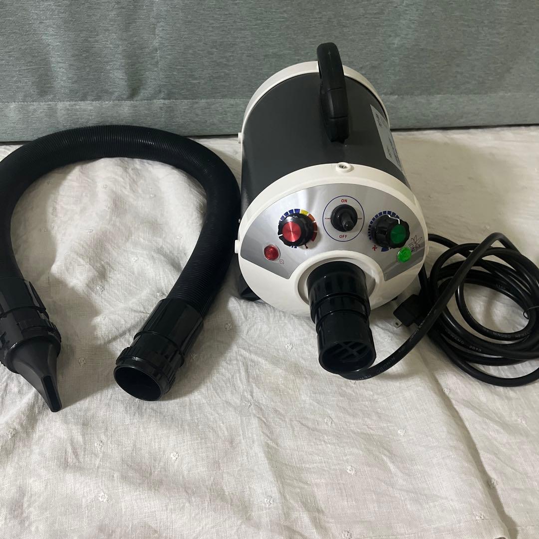 と*し様 メガブロー　PET-006 ペット用ドライヤー 風量調整可