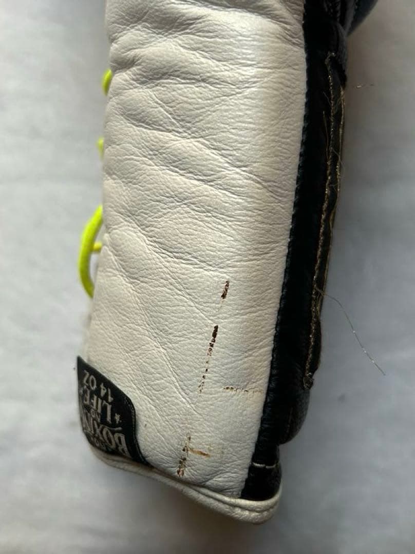 年末特価　No Boxing No Life ボクシンググローブ