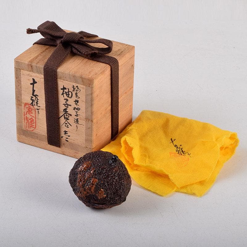 茶道具　輪島塗　川岸充雅作　柚子香合　共布共箱　V　9160