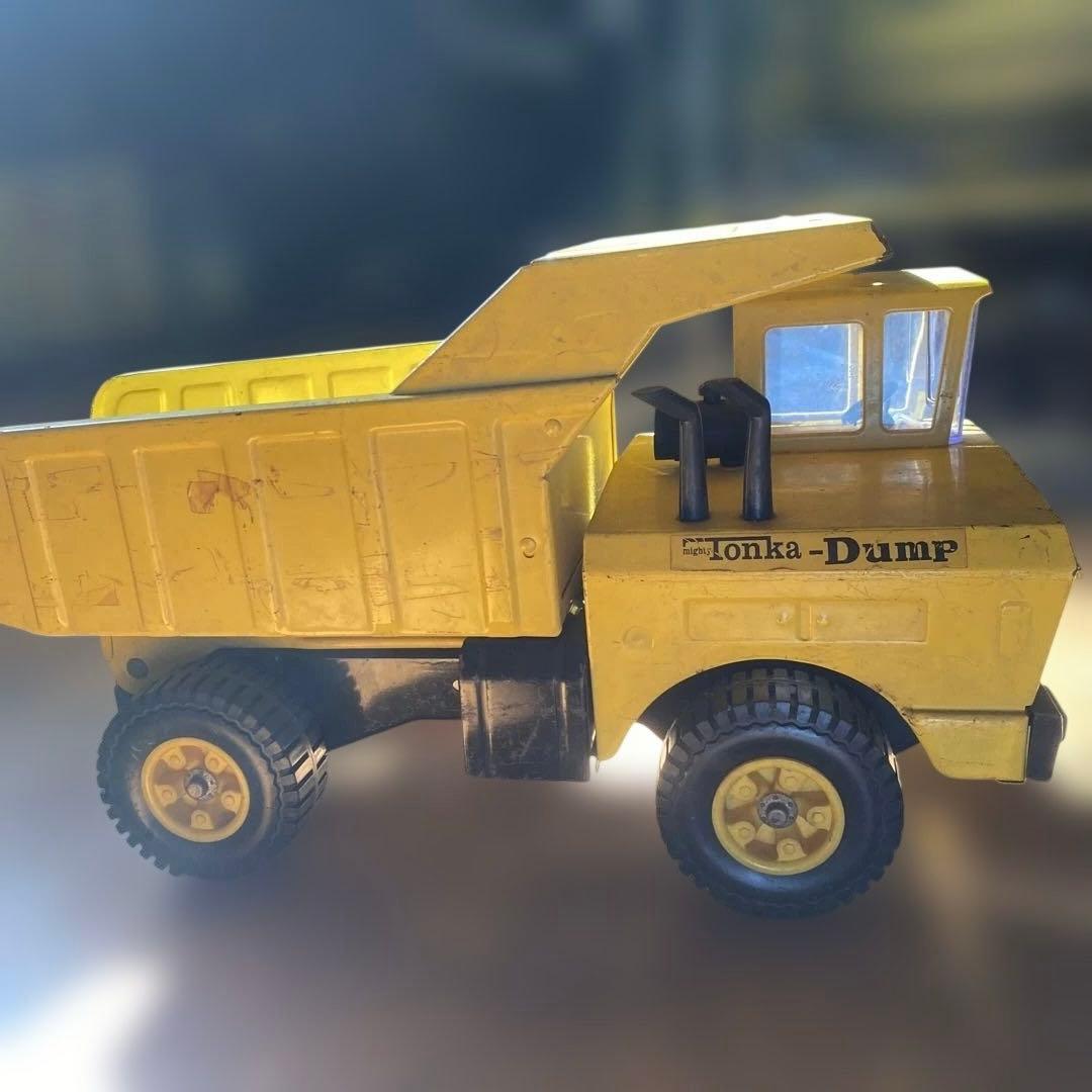 トンカ　Tonka 大型　ダンプカー