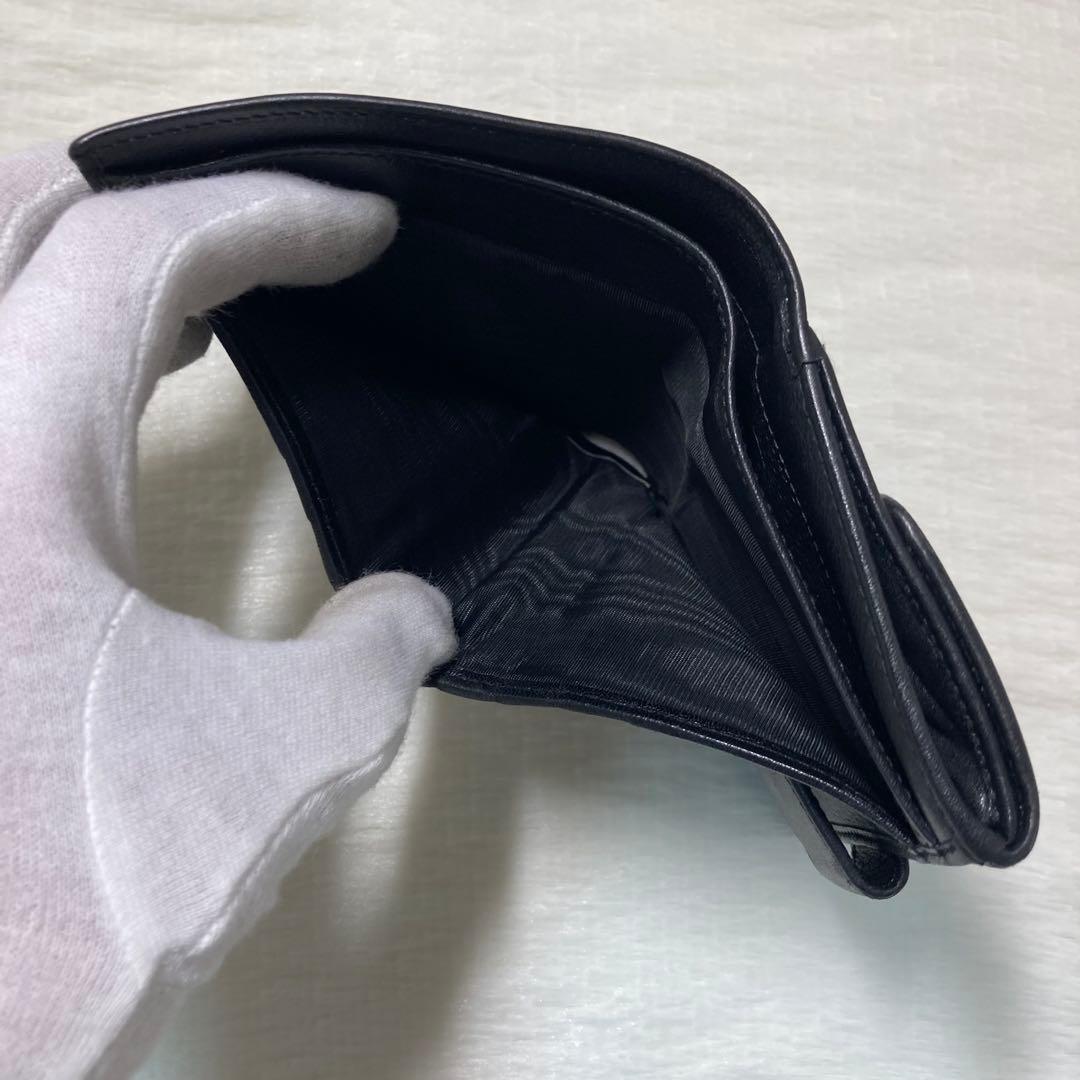 早い者勝ち　美品　GUCCI グッチ　バンブー　二つ折り　黒　レザー　人気