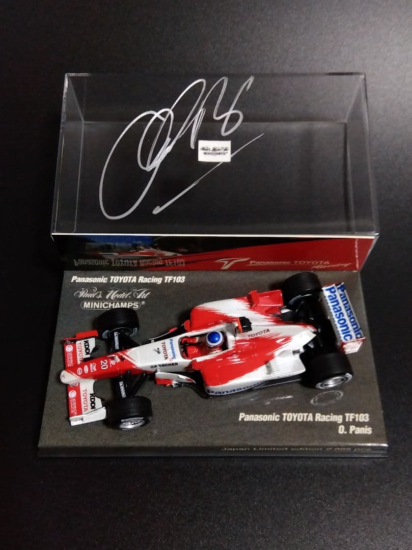 ミニチャンプス オリビエ・パニス トヨタTF103 直筆サイン入り 1/43