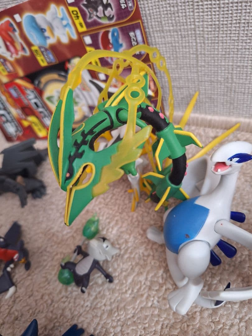 モンコレ　フィギュア　セット　ケース　ポケモン　まとめ売り