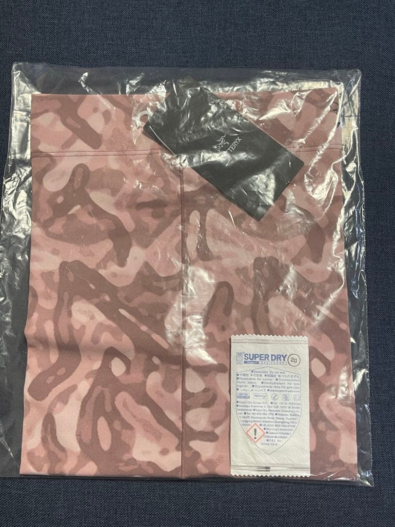 【新品】アークテリクス ロー ネックゲイタBliss Grottoflage