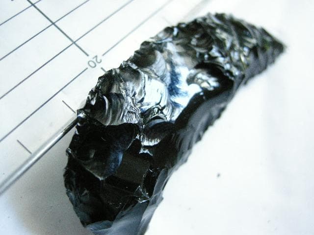 黒曜石 石器 173 手持ちナイフ スクレイパー 参考出品