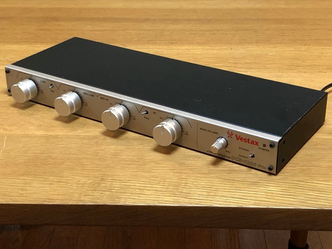 Vestax DCR-1200 Pro 4BANDアイソレーター