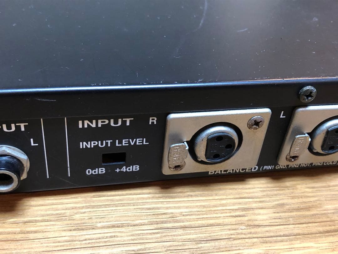 Vestax DCR-1200 Pro 4BANDアイソレーター