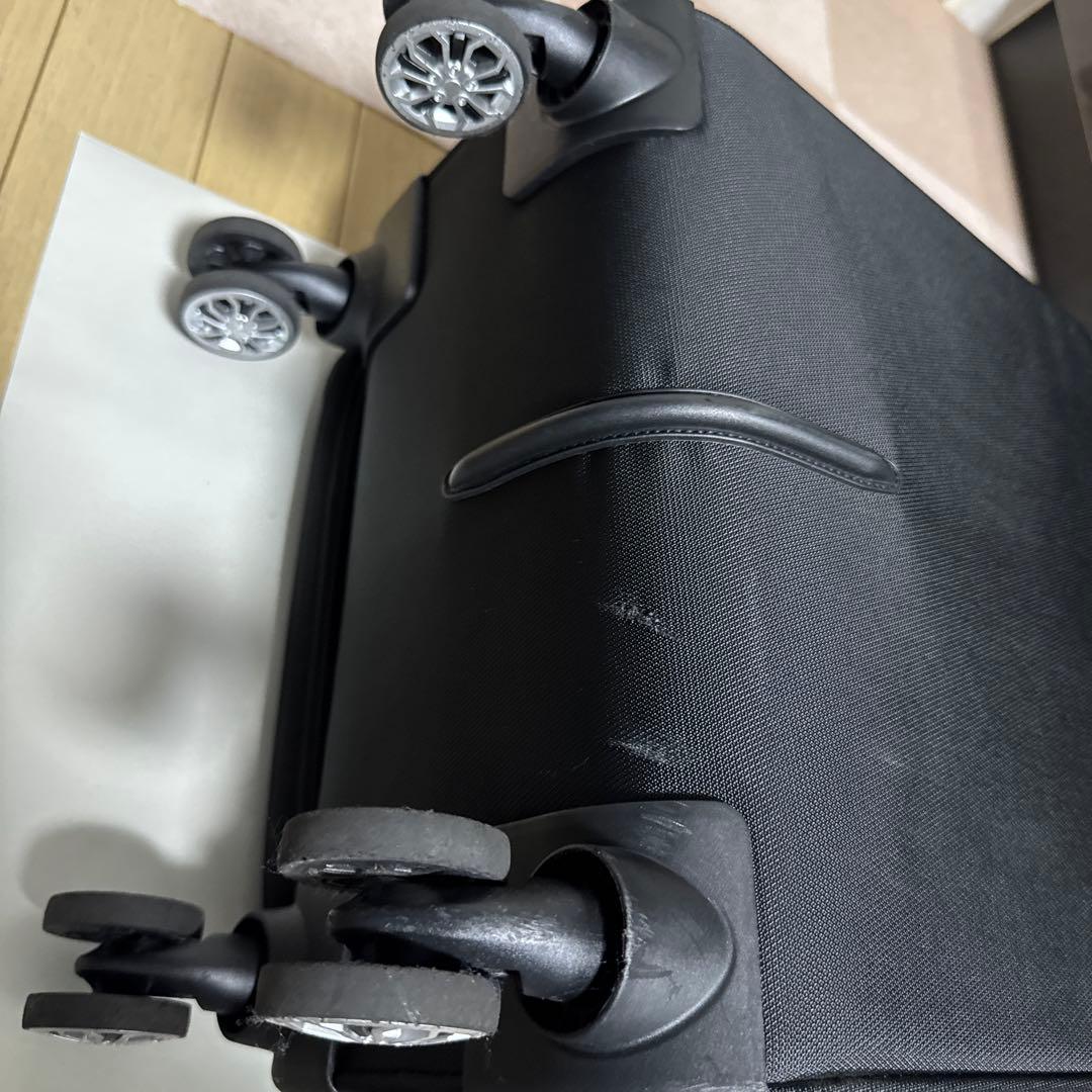 サムソナイトMOMENTUSスピナー 55/20　39L 機内可キャリーケース