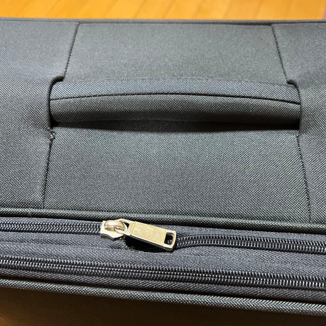   トミーヒルフィガー キャリーケース 軽量 ブラック