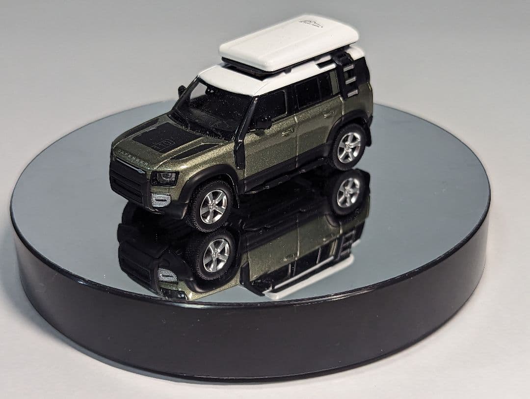 1/64ミニカー land rover defender90.110　４台セット