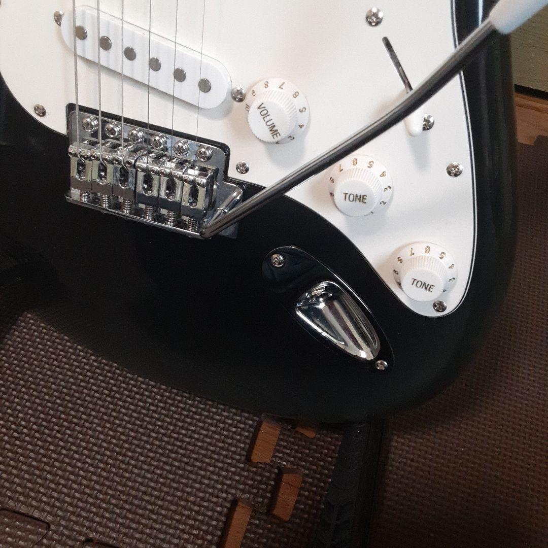 メイビス　エレキギター ブラック