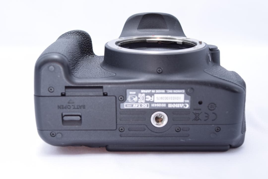 Canon Kiss X7i 　一眼レフカメラ　超望遠　Wレンズ　バック付き